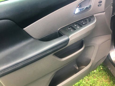 Used 2016 Honda Odyssey Touring image 8