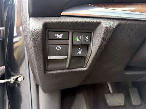 Used 2020 Acura MDX SH-AWD image 18