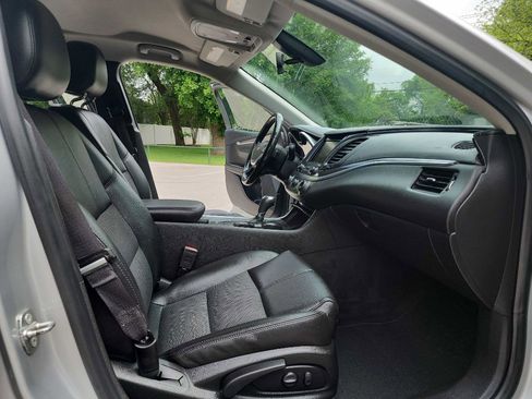 Used 2018 Chevrolet Impala LT image 34