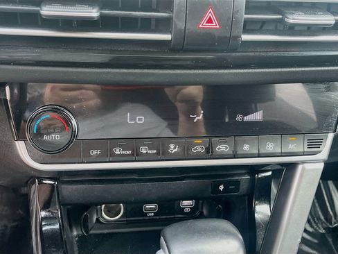Used 2021 Kia Seltos SX AWD/4WD image 16