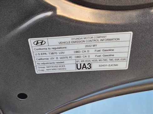Used 2022 Hyundai Elantra SE FWD image 23