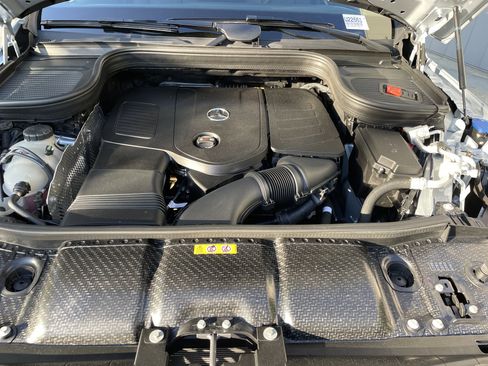 Certified 2025 Mercedes-Benz GLE 450e 4MATIC image 50
