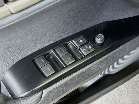 Used 2025 Toyota Camry XSE image 15