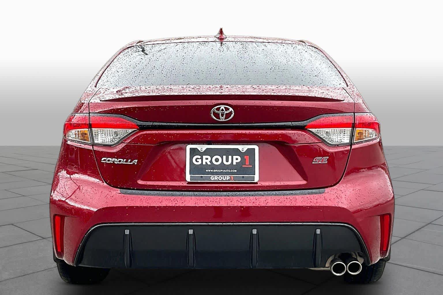 Used 2026 Toyota Corolla SE FWD image 5