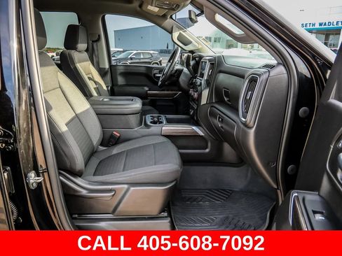 Used 2022 Chevrolet Silverado 1500 RST AWD/4WD image 15