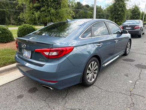Used 2015 Hyundai Sonata Sport w/ Option Group 03 FWD image 5