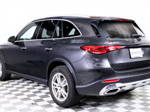 Used 2026 Mercedes-Benz GLC 300 4MATIC image 4