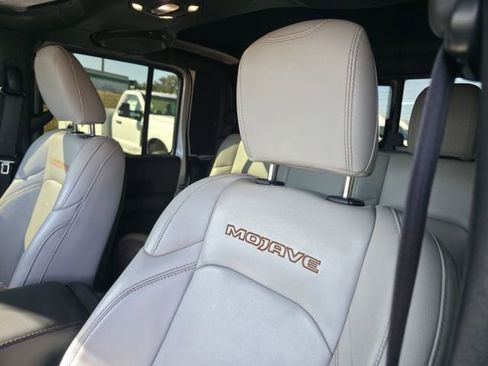 Used 2022 Jeep Gladiator Mojave w/ LED Lighting Group image 15