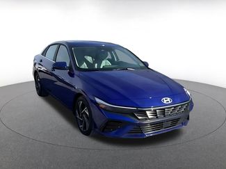 Used 2025 Hyundai Elantra Limited video 2