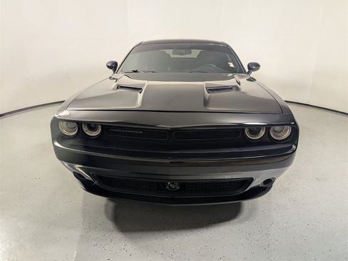 Used 2018 Dodge Challenger SXT Plus image 2
