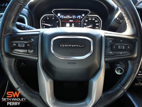 Used 2022 GMC Sierra 3500 Denali w/ Denali Ultimate Package image 23