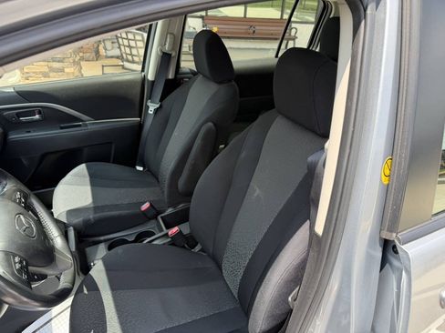 Used 2012 MAZDA MAZDA5 Touring w/ Moonroof & Audio Pkg FWD image 28