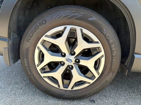 Used 2020 Subaru Forester Premium AWD/4WD image 24
