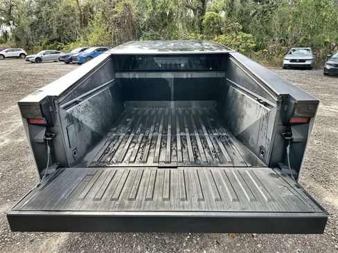 Used 2024 Tesla Cybertruck Cyberbeast image 18