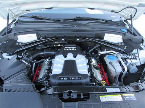 Used 2014 Audi SQ5 Premium Plus AWD/4WD image 29