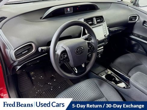 Used 2022 Toyota Prius Prime LE image 10