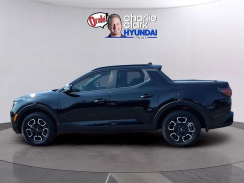 Used 2023 Hyundai Santa Cruz SEL Premium w/ Winter Package image 2