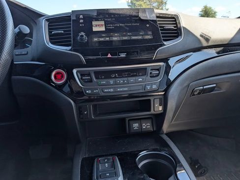 Used 2019 Honda Passport Touring image 17