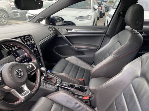 Used 2018 Volkswagen GTI Autobahn image 10