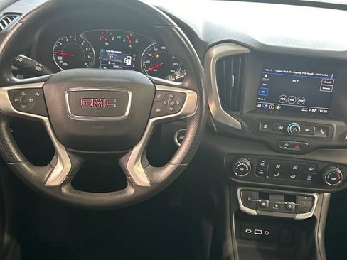 Used 2024 GMC Terrain SLE FWD image 16