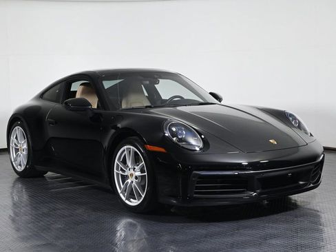 Certified 2024 Porsche 911 Carrera image 9