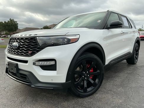 Used 2021 Ford Explorer ST w/ Equipment Group 401A AWD/4WD image 2