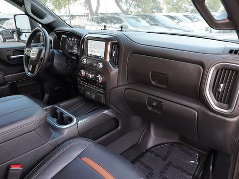 Used 2023 GMC Sierra 3500 AT4 w/ AT4 Preferred Package AWD/4WD image 24