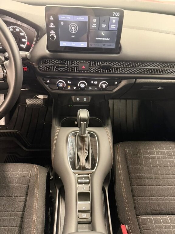Certified 2026 Honda HR-V Sport image 28
