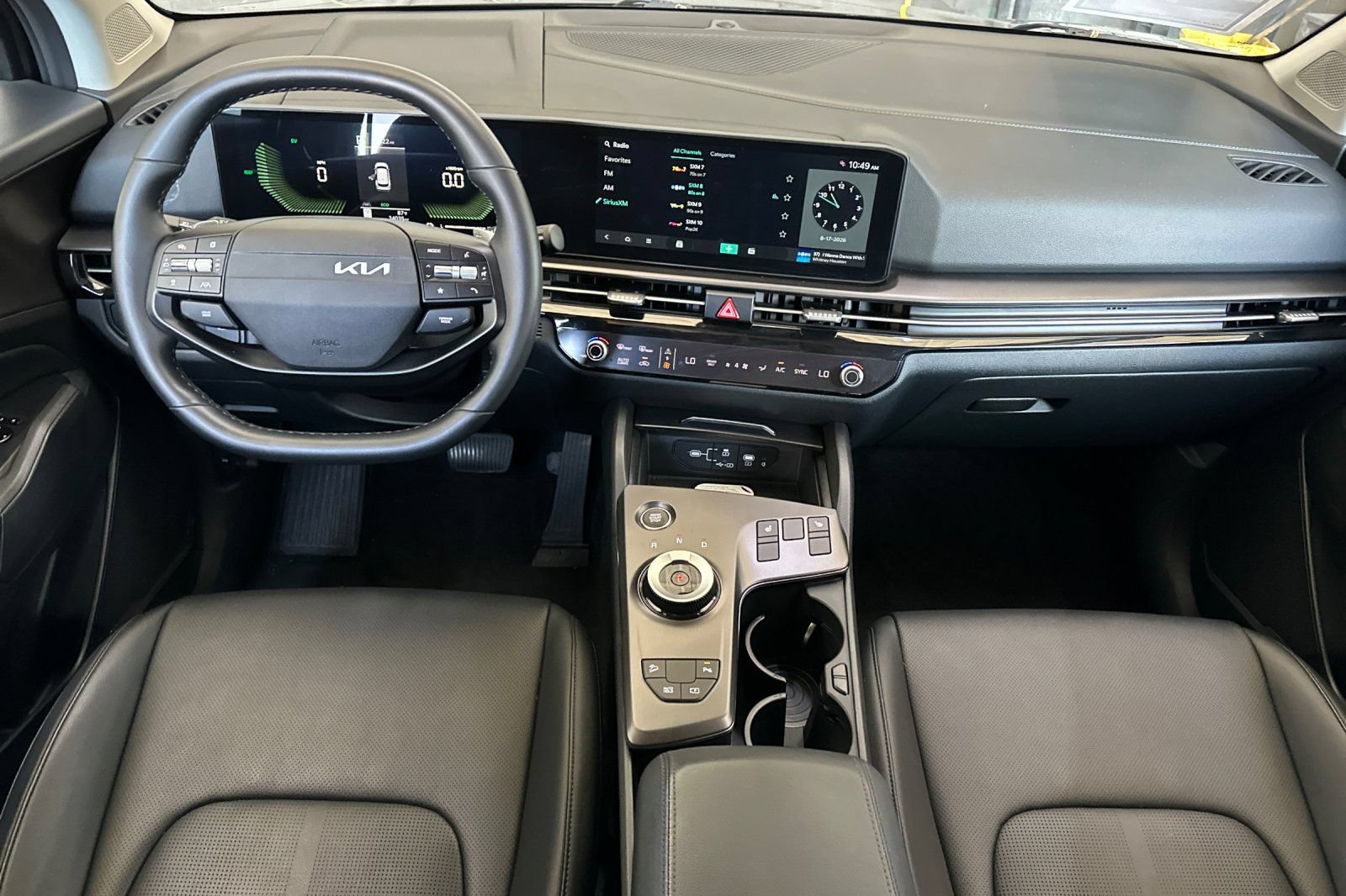 Certified 2026 Kia Sportage EX w/ EX Panoramic Sunroof Package AWD/4WD image 14