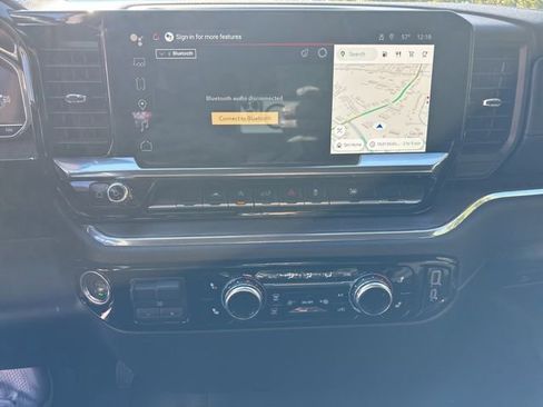 Used 2025 GMC Sierra 1500 SLT image 19