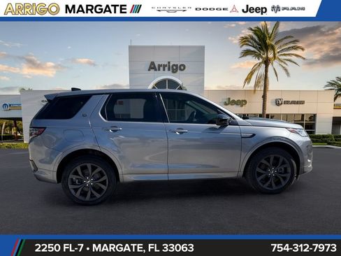 Used 2023 Land Rover Discovery Sport SE R-Dynamic AWD/4WD image 8