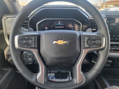 Used 2026 Chevrolet Silverado 1500 LT w/ Leather Package image 15