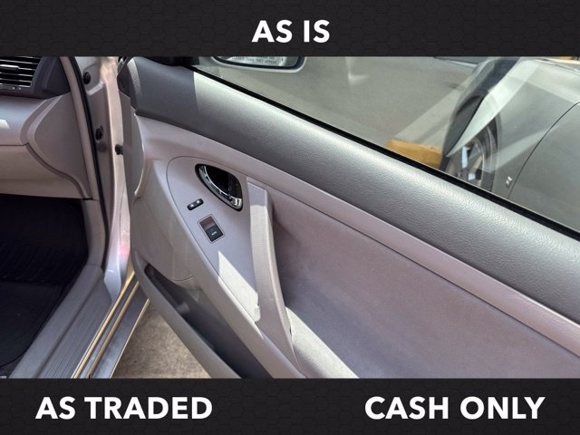 Used 2011 Toyota Camry LE w/ LE Extra-Value Pkg FWD image 12