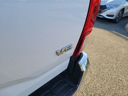 Used 2022 Toyota Tacoma SR5 image 7