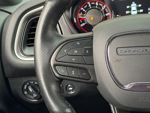 Used 2022 Dodge Challenger SXT w/ Blacktop Package image 5