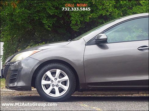 Used 2010 MAZDA MAZDA3 i Touring image 24