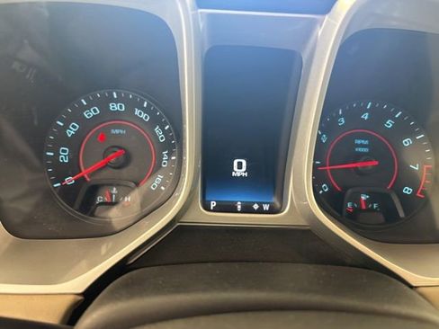 Used 2015 Chevrolet Camaro LT RWD image 5