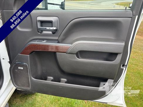 Used 2019 GMC Sierra 2500 SLT w/ Duramax Plus Package image 16