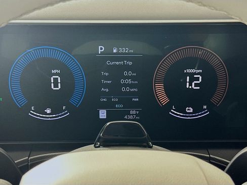 Certified 2026 Hyundai Santa Fe SEL FWD image 12