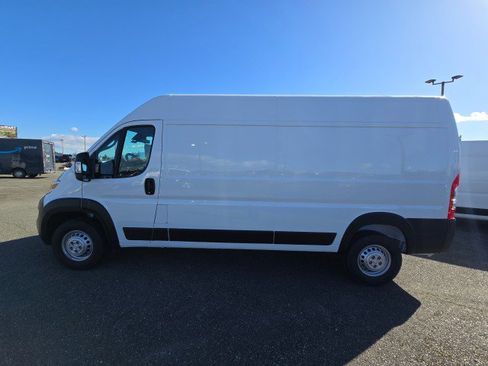 New 2026 RAM ProMaster 2500 w/ Safety Group FWD image 6