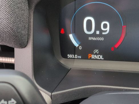 Certified 2025 Ford Explorer Active RWD image 25