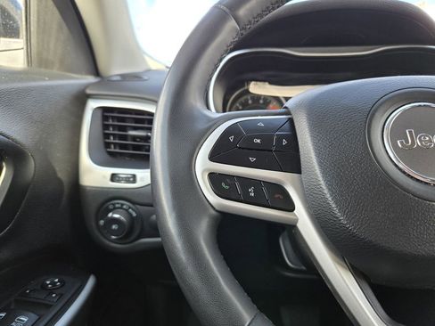 Used 2022 Jeep Cherokee Latitude image 20