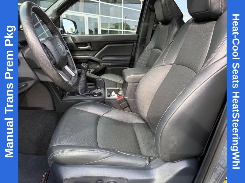 Used 2024 Toyota Tacoma TRD Off-Road w/ TRD Off Road Premium Package AWD/4WD image 16