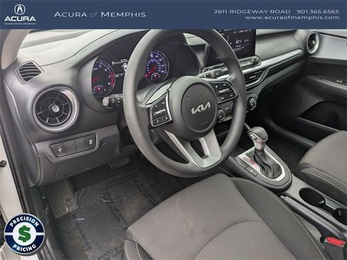 Used 2023 Kia Forte LXS image 11