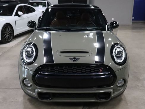 Used 2019 MINI Cooper S image 9
