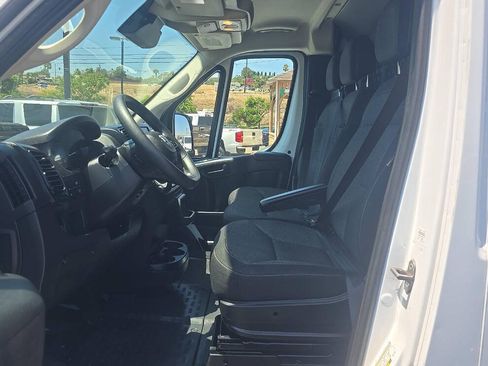 Used 2023 RAM ProMaster 3500 w/ Convenience Group FWD image 5