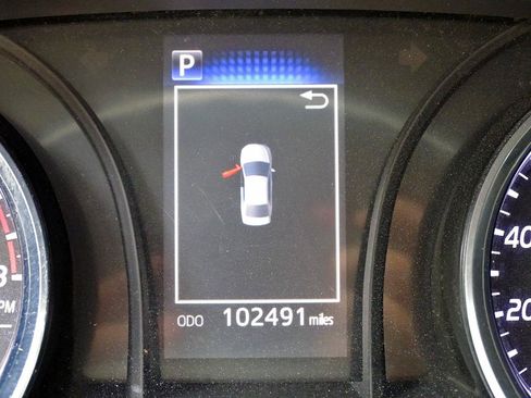 Used 2019 Toyota Camry LE FWD image 32