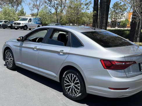 Used 2021 Volkswagen Jetta SE FWD image 43