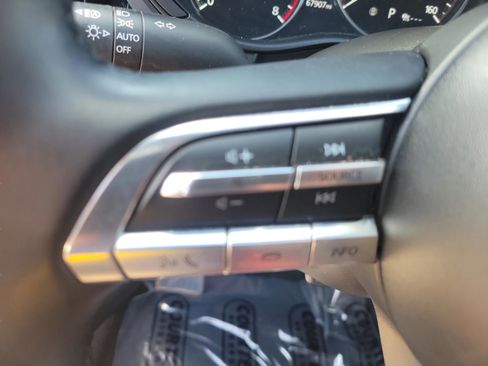 Used 2023 MAZDA MAZDA3 s image 18
