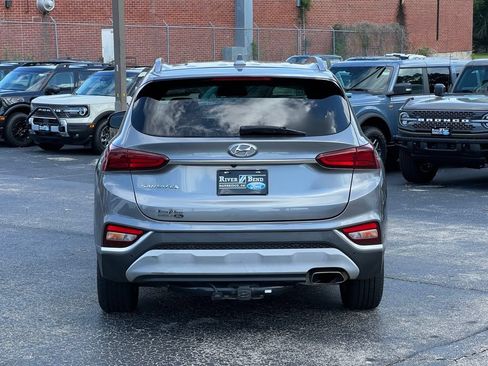 Used 2019 Hyundai Santa Fe SEL FWD image 4